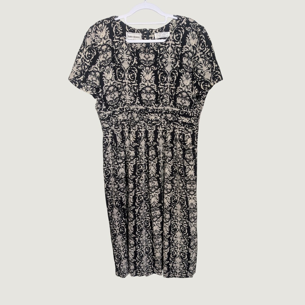 Karin Stevens Vintage Whimsigoth Damask Griffin Print Midi Dress‎ Black Cream L